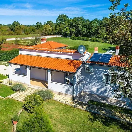 House Casetta Filip Hébergement de vacances Krnica