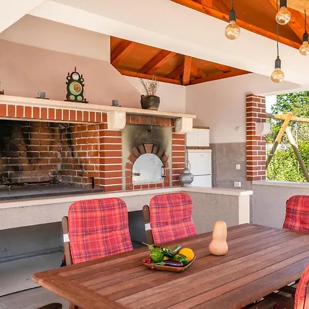 House Casetta Filip Semesterbostad *