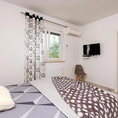 Holiday home Filip Krnica